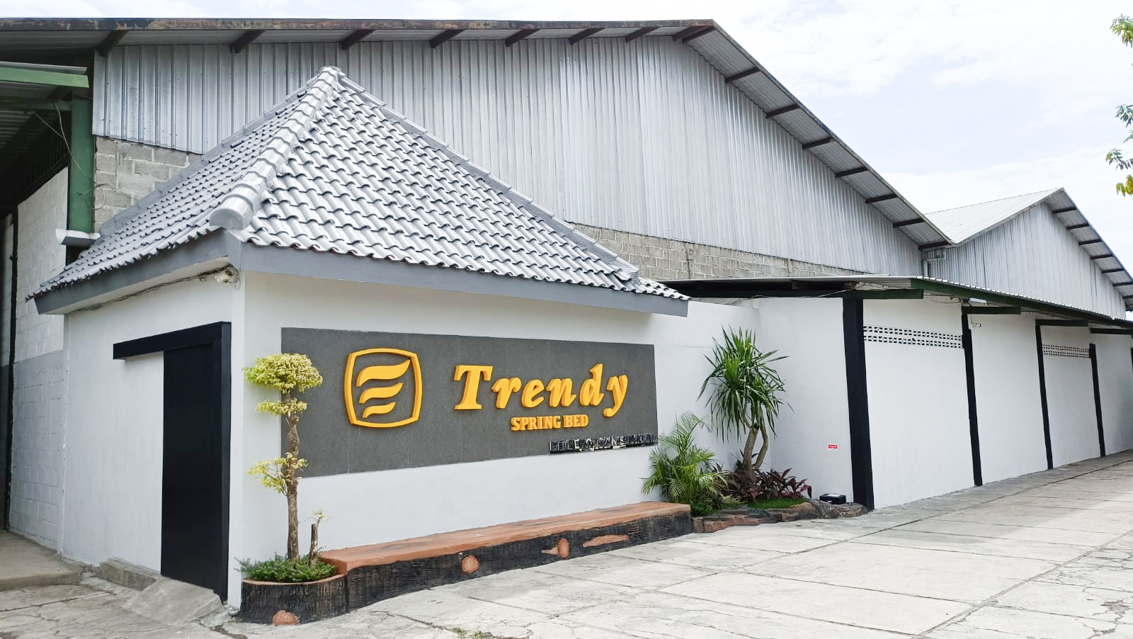 Tentang Trendy Spring Bed